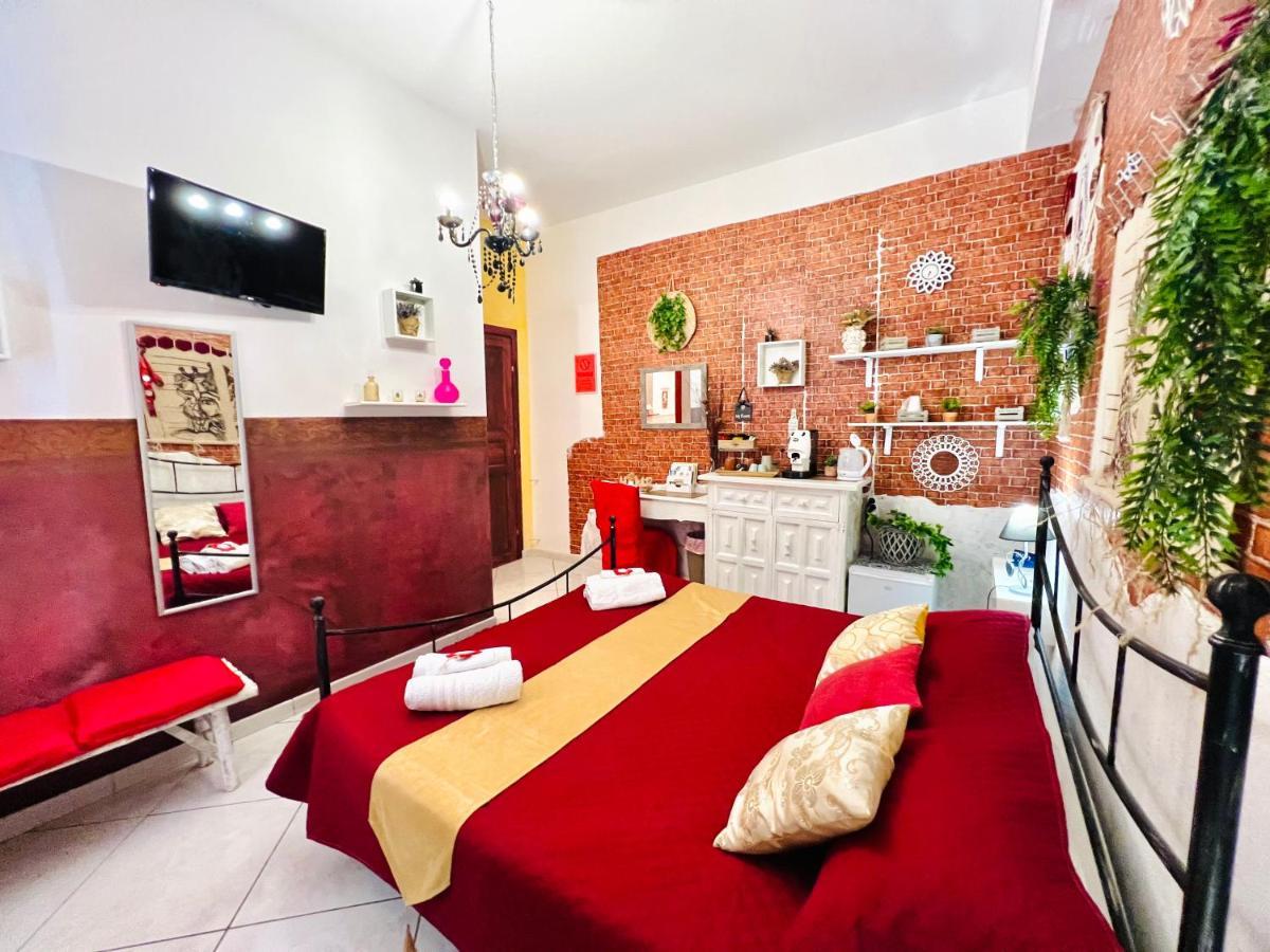 Regina Elena Bed & Breakfast ชีนิซี ภายนอก รูปภาพ