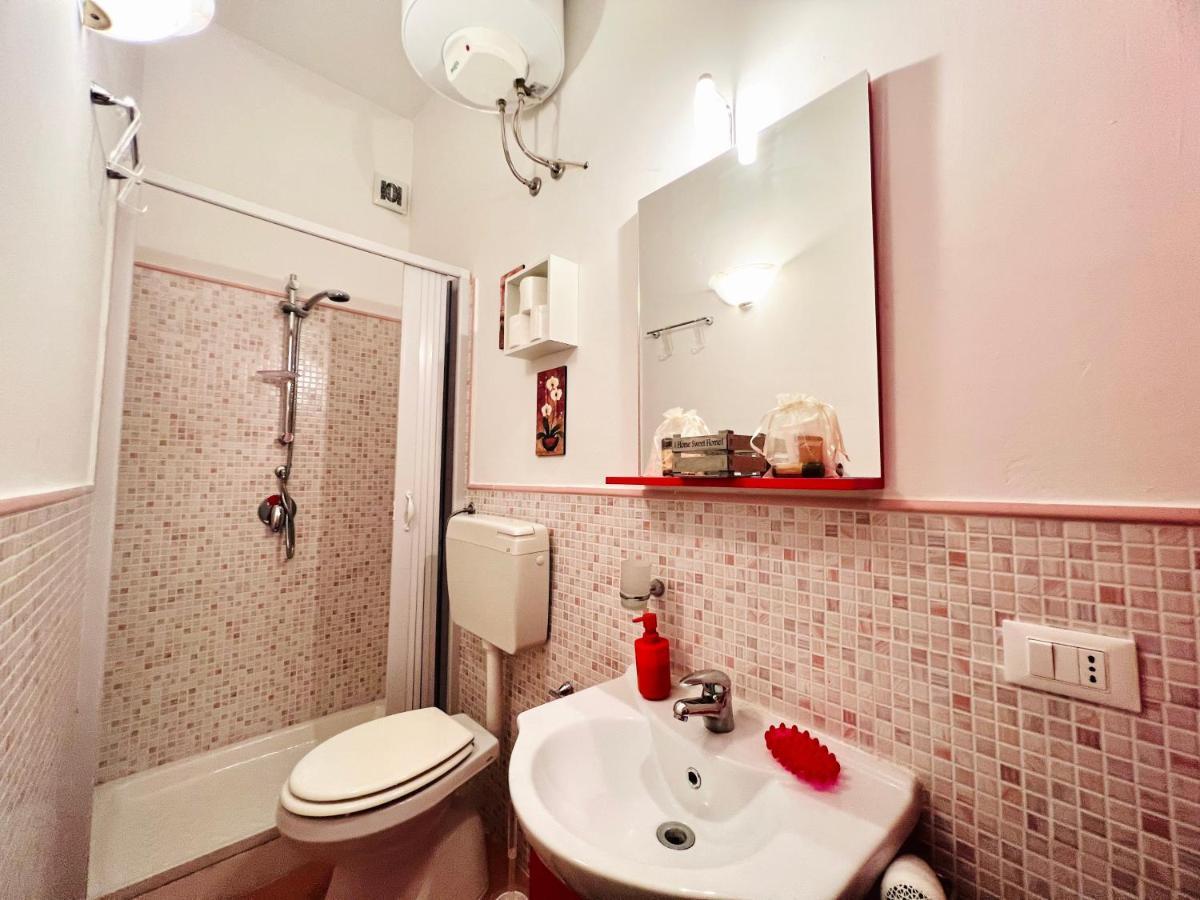 Regina Elena Bed & Breakfast ชีนิซี ภายนอก รูปภาพ