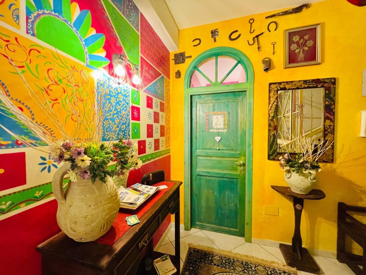 Regina Elena Bed & Breakfast ชีนิซี ภายนอก รูปภาพ