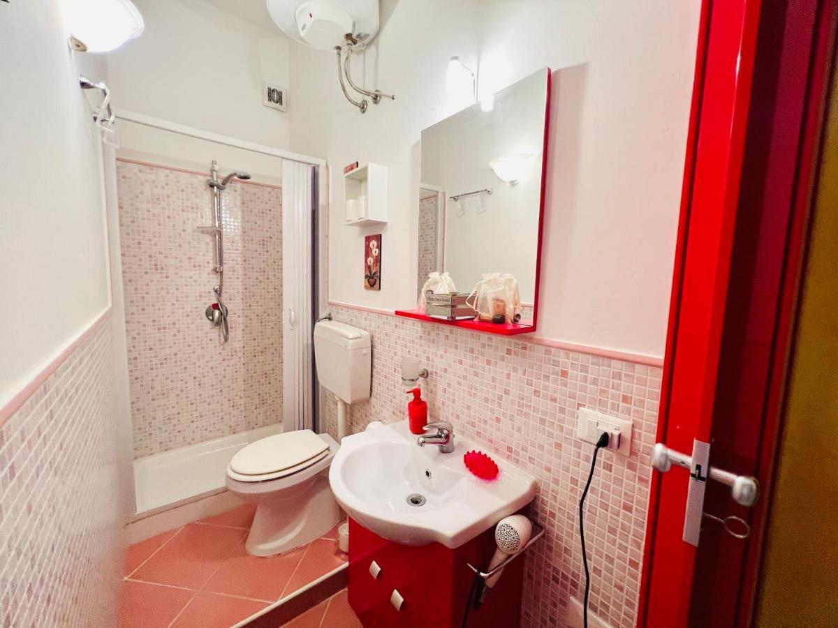 Regina Elena Bed & Breakfast ชีนิซี ภายนอก รูปภาพ
