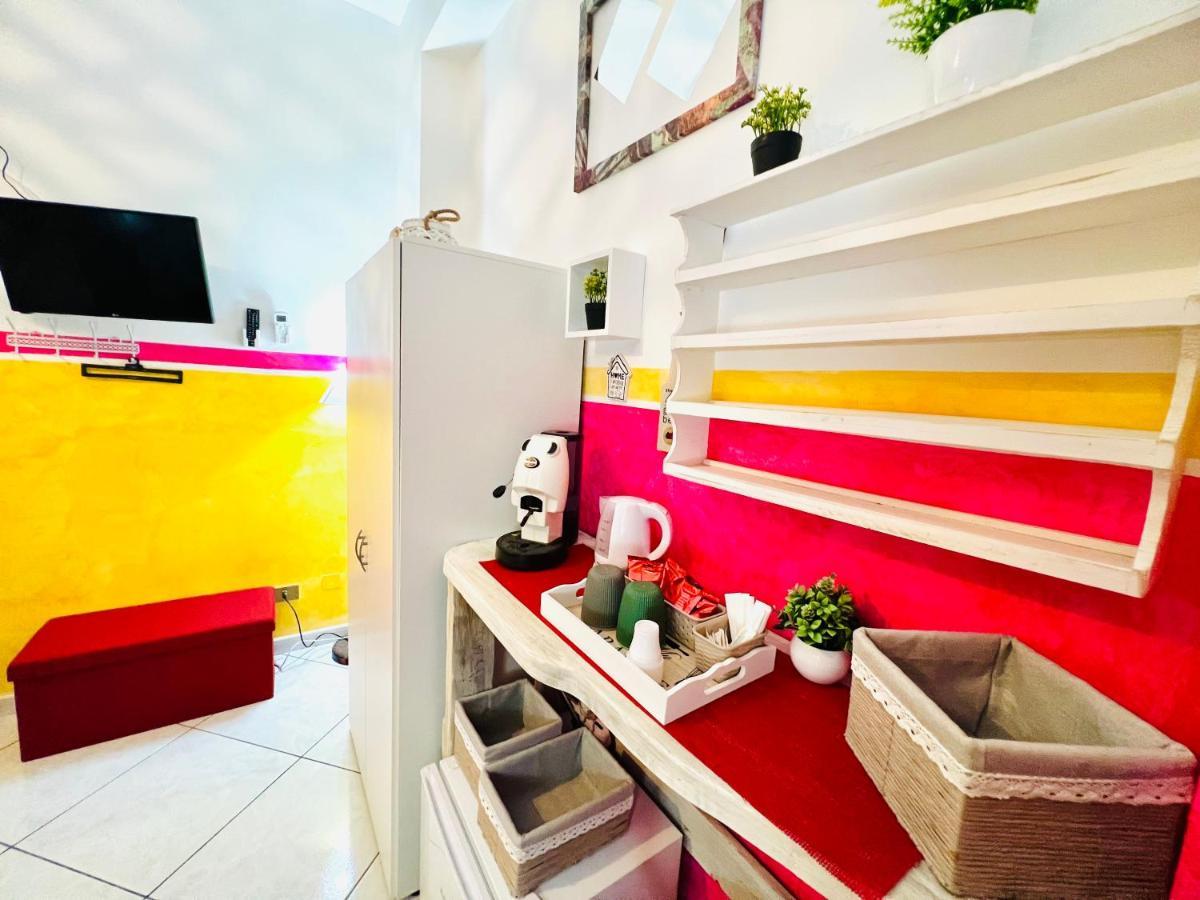 Regina Elena Bed & Breakfast ชีนิซี ภายนอก รูปภาพ